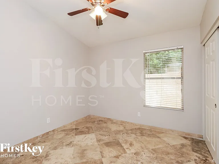 1831 W Wildhorse Dr — Photo 10