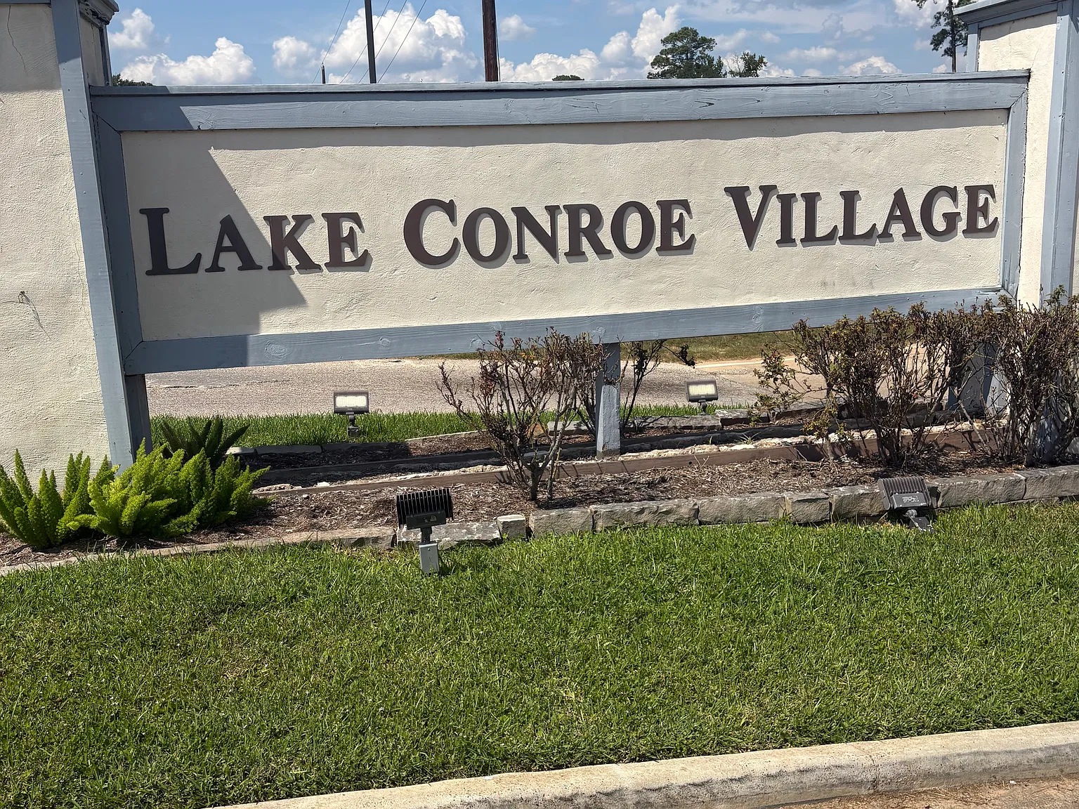 2 bed, 700 sqft, $895 — Photo 1