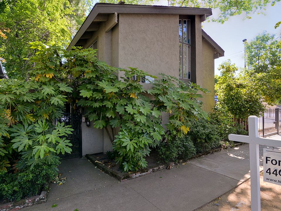 1st image of 3008 E St #4