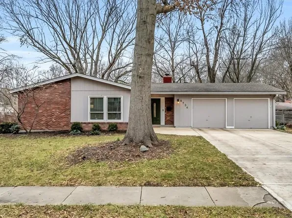 8734 Reeds Rd, Overland Park, KS 66207