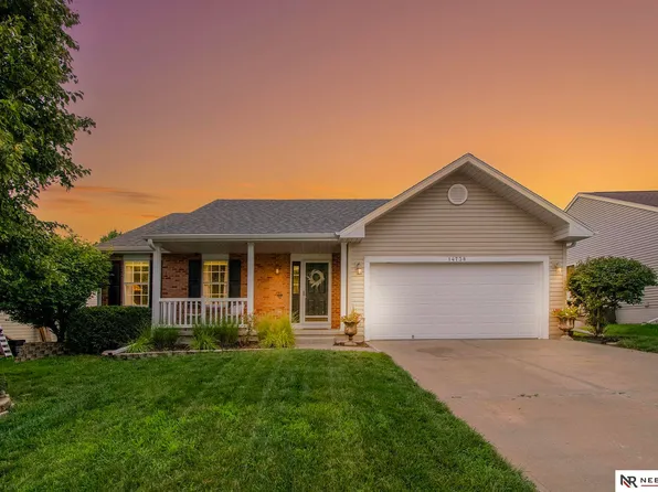 14738 Sprague St, Omaha, NE 68116