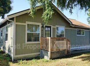 2139 11th St, Bremerton, WA 98312