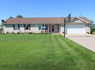 2935 North Dr, Parnell, IA 52325