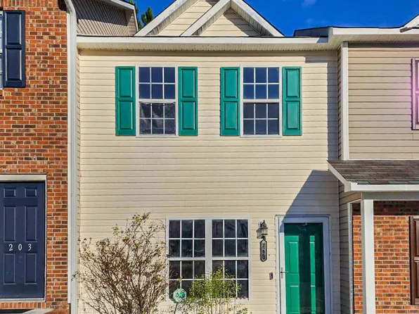 205 Spring Meadow Circle, Jacksonville, NC 28546