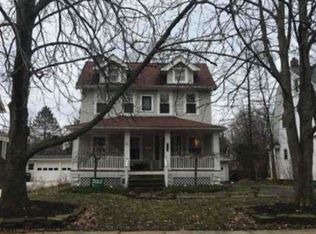 2587 Princeton Rd, Cleveland, OH 44118