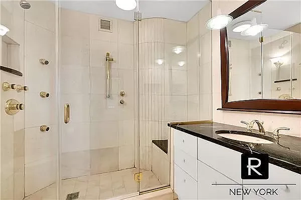 Rented by R New York | media 5