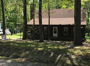 11341 Sunfield Dr, Midlothian, VA 23112