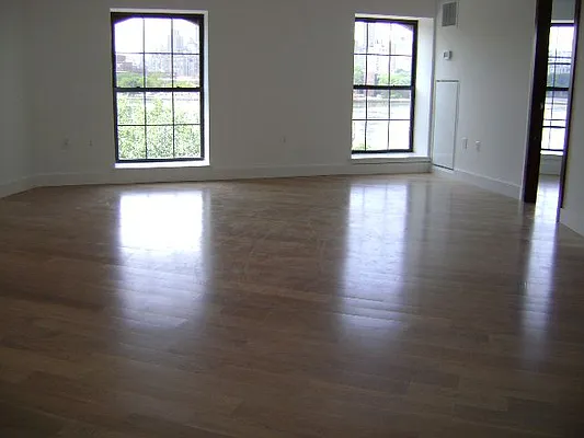 Rented by NY Space Finders Inc. | media 38