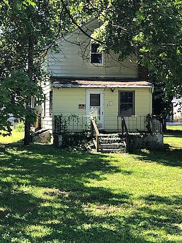 2nd image of 240 Craven Ave