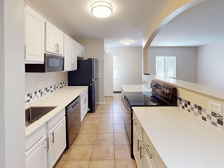 1304 Palmer Dr — Photo 30