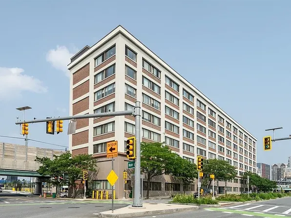 169 Monsignor Obrien Hwy APT 213, Cambridge, MA 02141