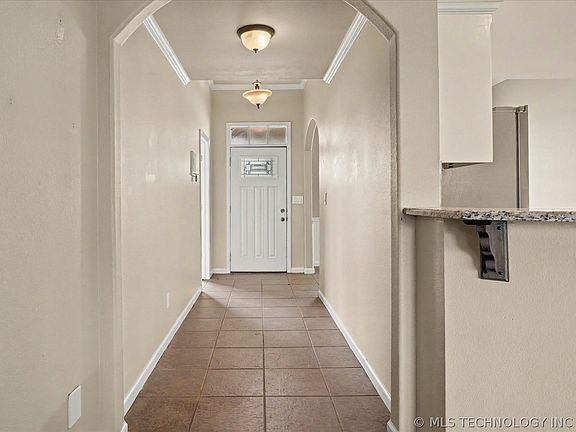 5th image of 14815 N 60th East Ave
