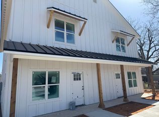 981 N Clinton St #101, Stephenville, TX 76401