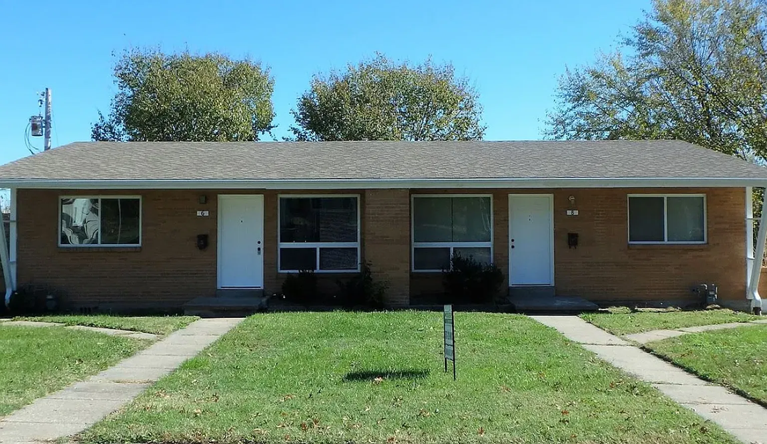 6-8 Fyfer Pl — Photo 1
