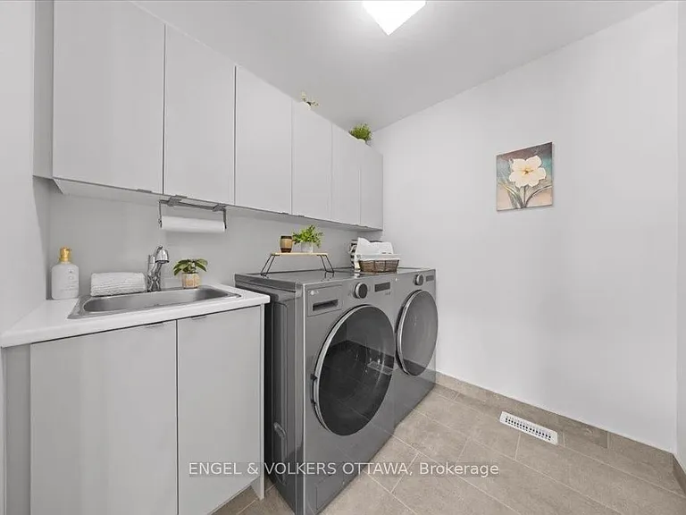 699 Honeydew St — Photo 26
