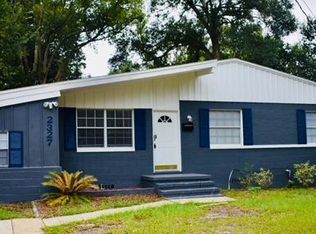 2327 Caladium Rd, Jacksonville, FL 32211