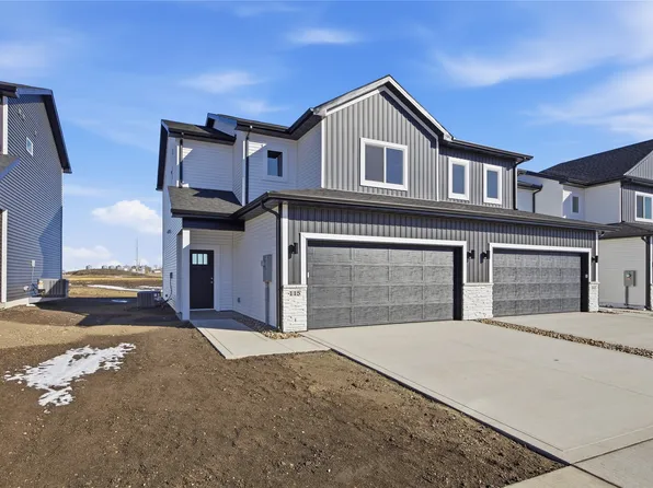 115 NE Doe Pointe Ln, Ankeny, IA 50021