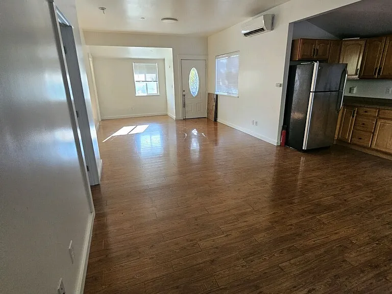 216 Villa Ave #2 — Photo 6