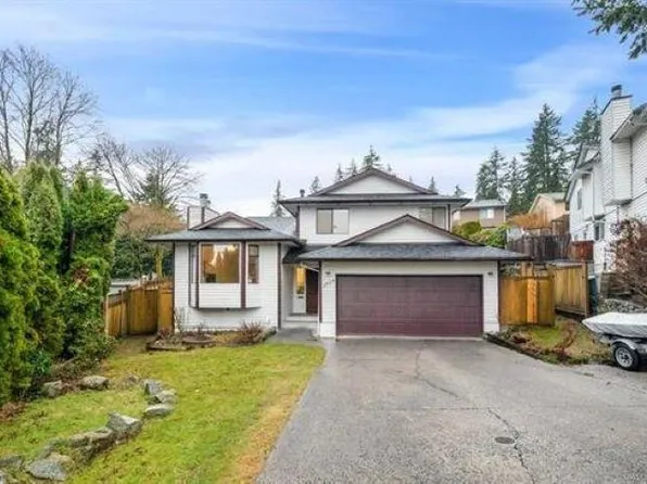 2628 McLaughlin Ct, Coquitlam, BC V3B 6K4
