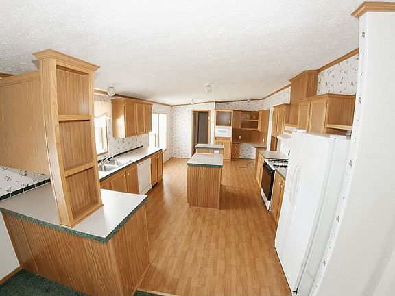 5th image of 529 Red Beech Dr