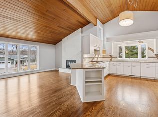 14901 Woodruff Rd, Wayzata, MN 55391