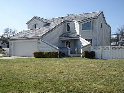 Front of home on large lot!