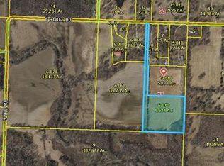 E Rebel Rd, Nevada, MO 64772