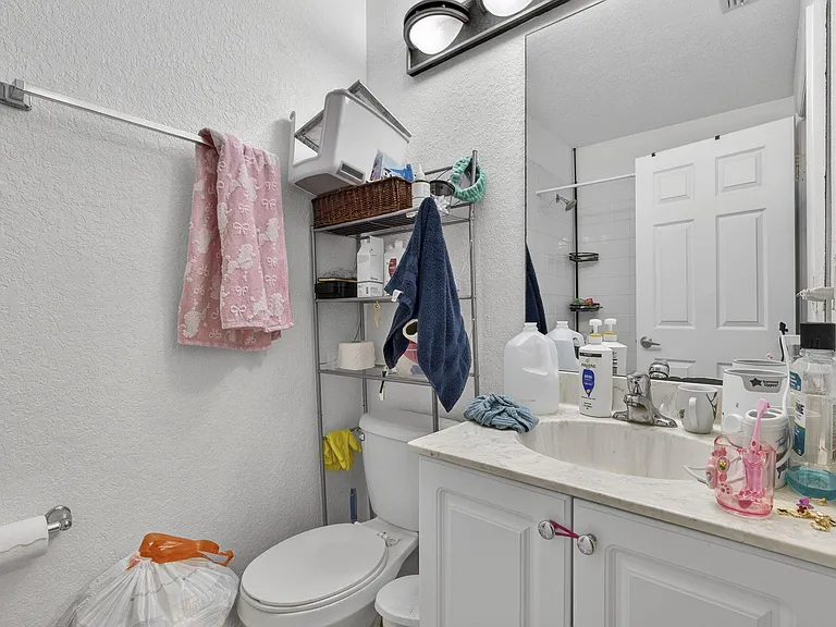 4147 Napoli Lake Dr — Photo 22