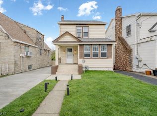 11 Cedar St, North Arlington, NJ 07031