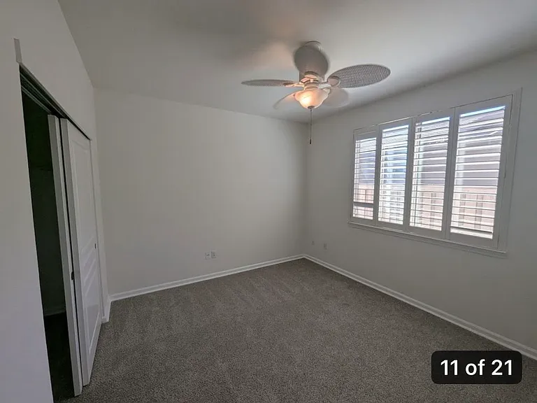 884 Wagon Wheel Ln — Photo 18
