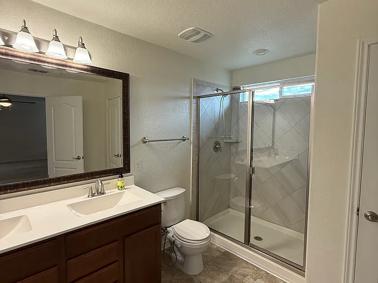 2095 Shire Mdws — Photo 2