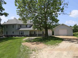 14987 Budd Rd, Dubuque, IA 52002