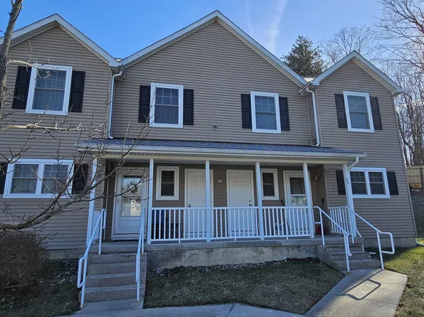 135 Eden Way #35, Bennington, VT 05201