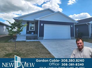 4359 Dawn St, Grand Island, NE 68803