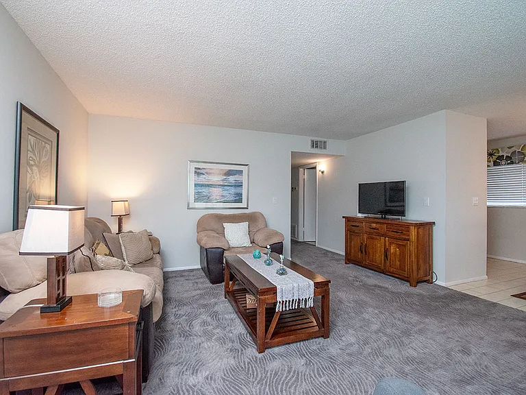 66 Woodland Dr #106 — Photo 6