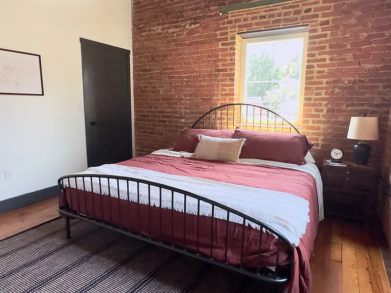 437 W Grant St #204 — Photo 11