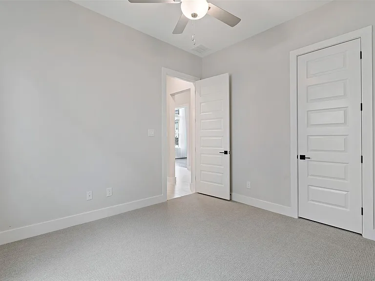 7327 Sunny Oak Ln — Photo 8