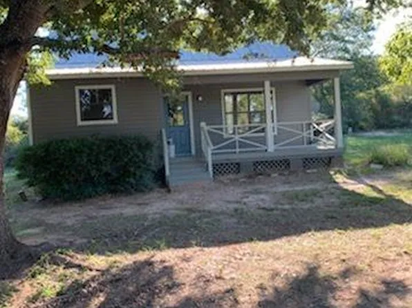 1284 Substation Rd, Sealy, TX 77474