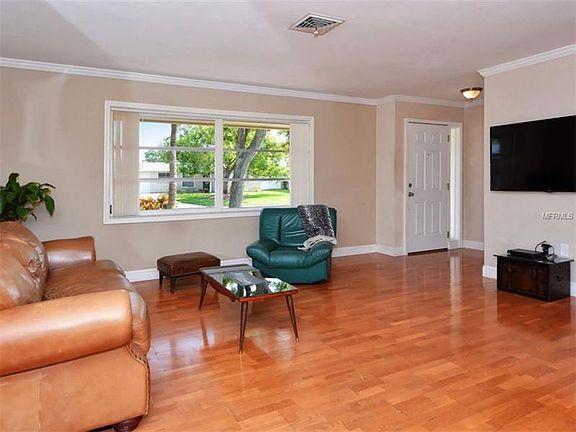 4th image of 3084 Dividing Creek Dr