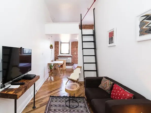 101 Sutton Street image 1 of 6