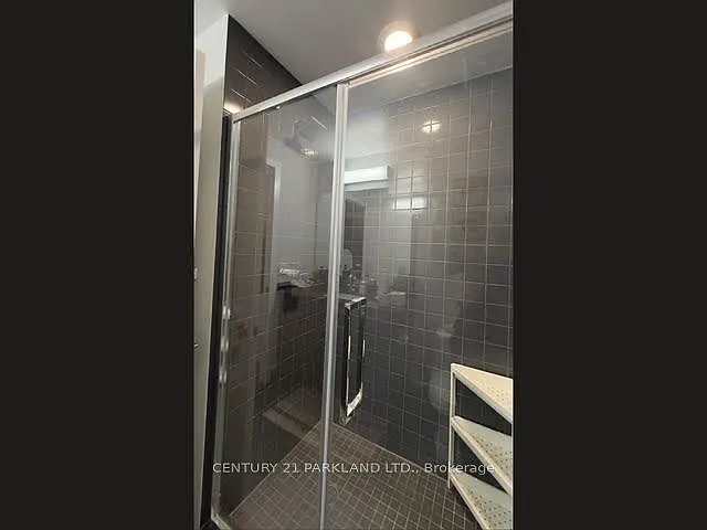9471 Yonge St #205 — Photo 9