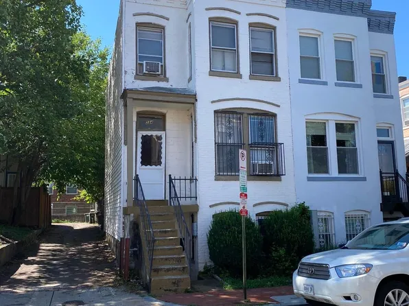 224 Elm St NW, Washington, DC 20001