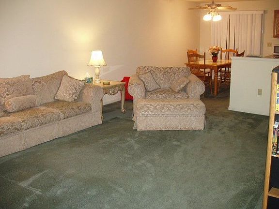 LR with DR in background