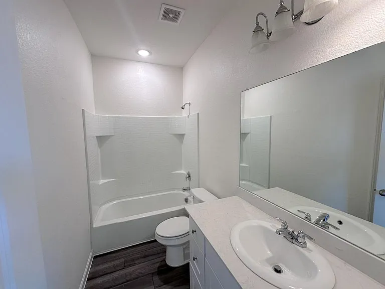 1640 Hossler Trl — Photo 15