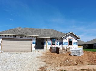 2431 E Prairie Ridge St, Republic, MO 65738