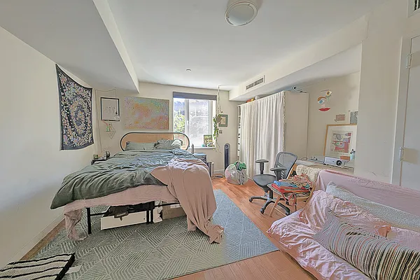 Rented by Oxford Property Group | media 14