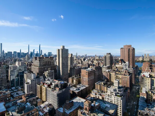 181 East 90th Street image 19 of 21