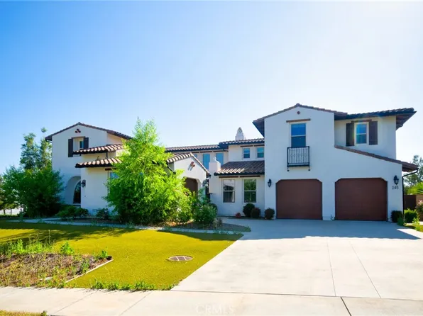 245 Snapdragon Ln, Glendora, CA 91741