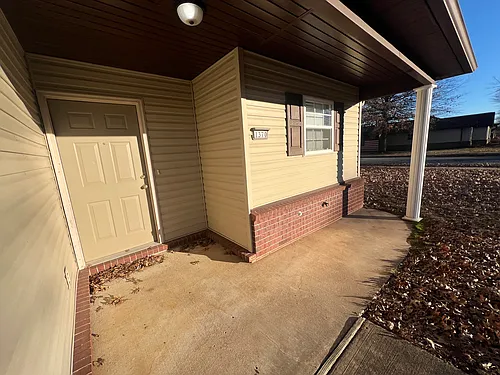 1370 N Tradition Ave Photo 1
