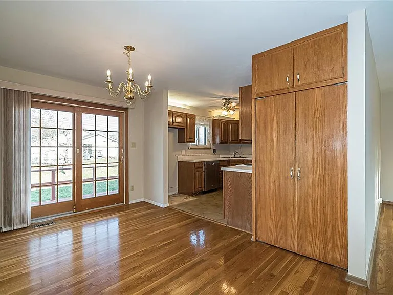 11943 Glen West Dr — Photo 9